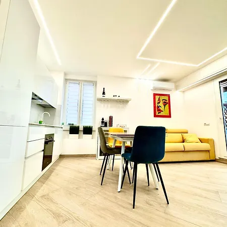 Luxury Togliatti Apartment Rome